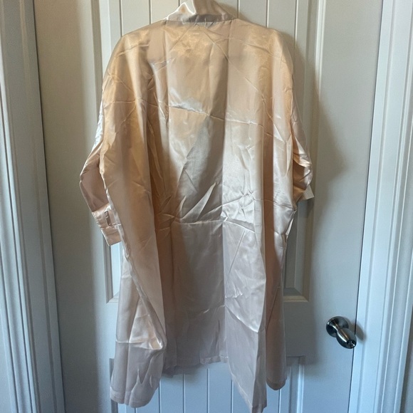 Miss to Mrs Blush/Light Pink Satin Robe with Waist Tie - Picture 4 of 7